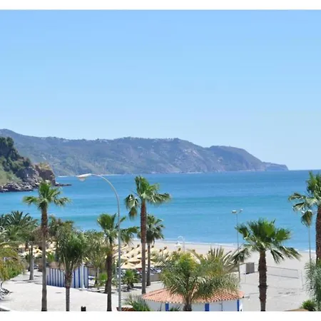 Sunny Apartment On Burriana Beach Nerja Exterior photo