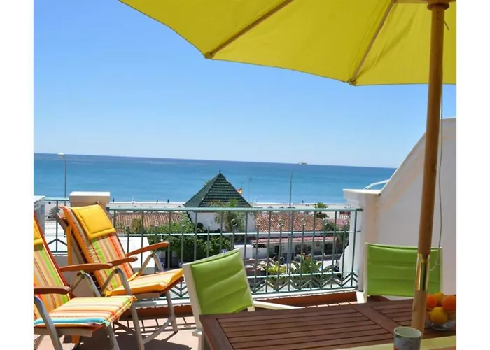 Sunny Apartment On Burriana Beach
